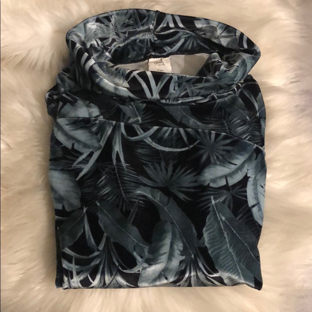 Maaji funnel neck velour top